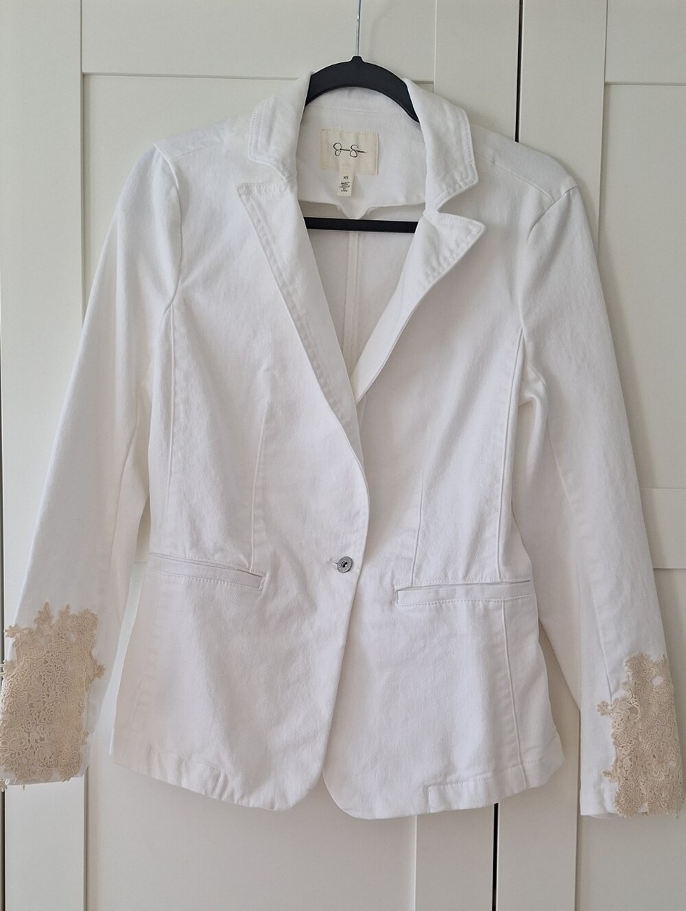 Jessica Simpson White Blazer with Beige Lace Cuff Accents